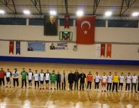 Çivril'de Geleneksel Futsal Turnuvası Başladı