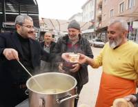 CABAR’DA ŞEHİT EDİLEN VATANDAŞLAR İÇİN ÇORBA DAĞITILDI