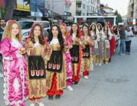 ÇİVRİL ULUSLARARASI ELMA TARIM VE KÜLTÜR FESTİVALİ YARIŞMALARI ZEYNEP ONAT VE SEFO KONSERİ